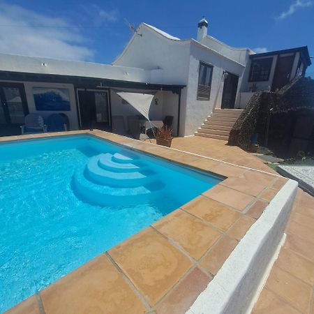 לינה וארוחת בוקר Tías Tipica Lanzarote House Only Adults מראה חיצוני תמונה