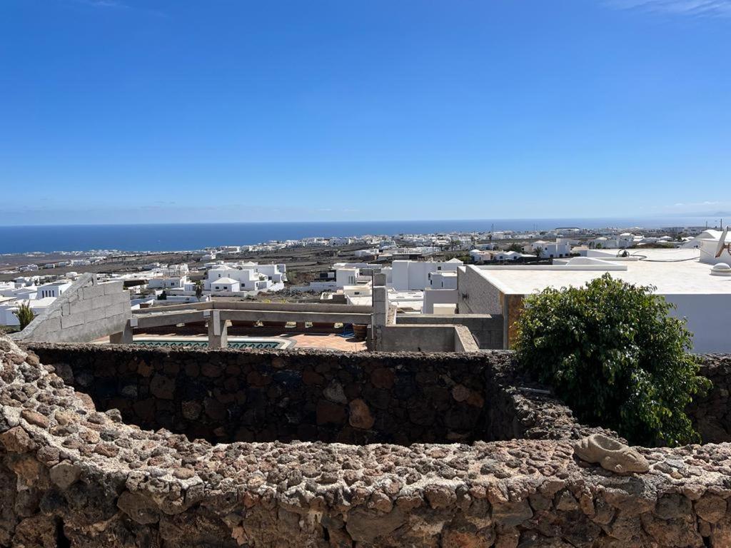 לינה וארוחת בוקר Tías Tipica Lanzarote House Only Adults מראה חיצוני תמונה