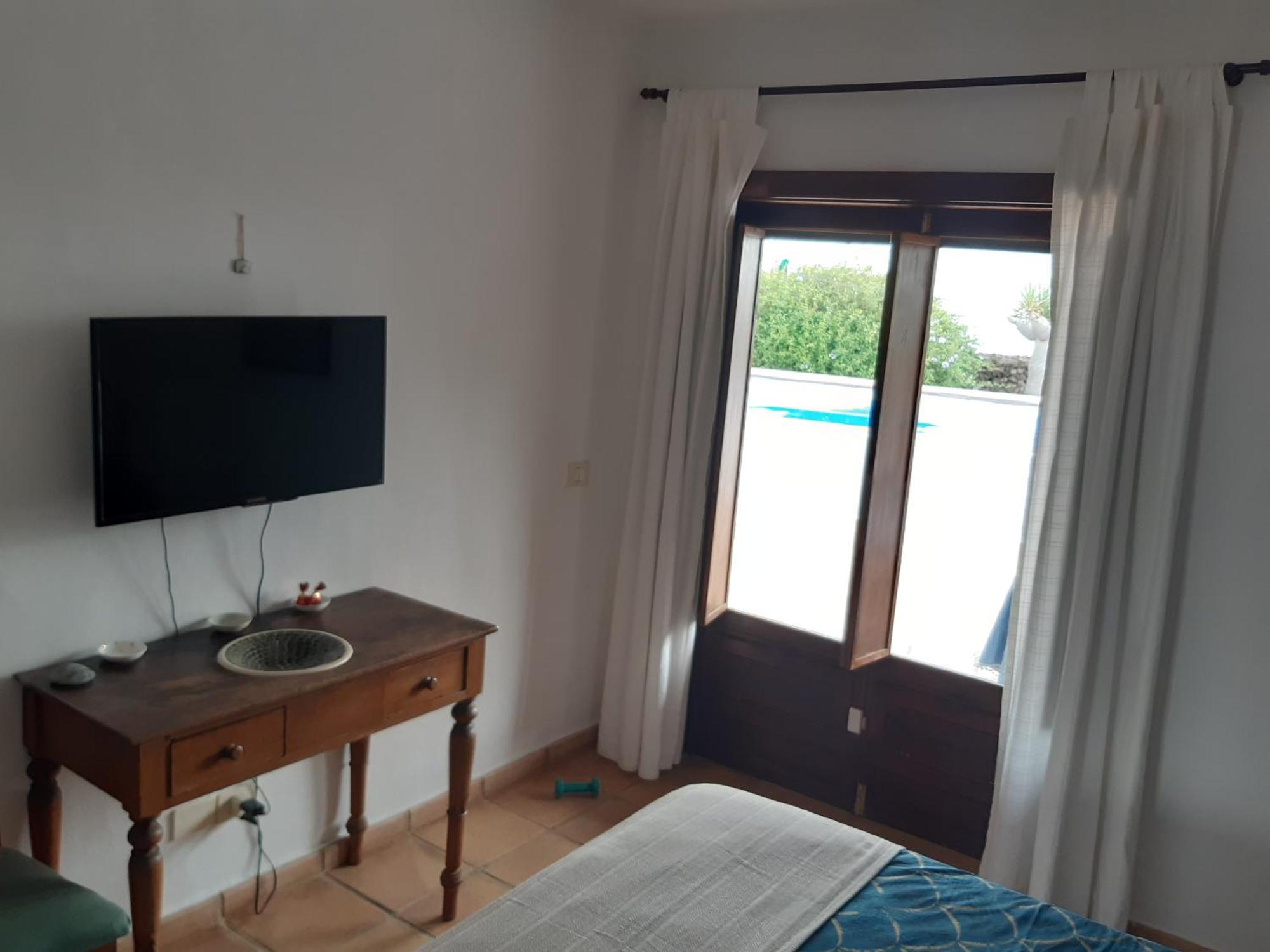 לינה וארוחת בוקר Tías Tipica Lanzarote House Only Adults מראה חיצוני תמונה