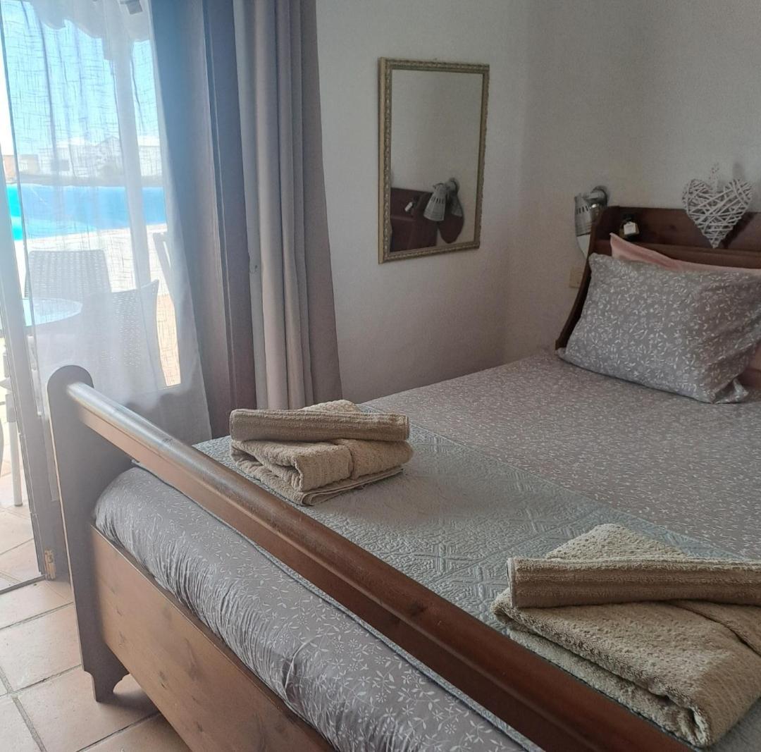 לינה וארוחת בוקר Tías Tipica Lanzarote House Only Adults מראה חיצוני תמונה